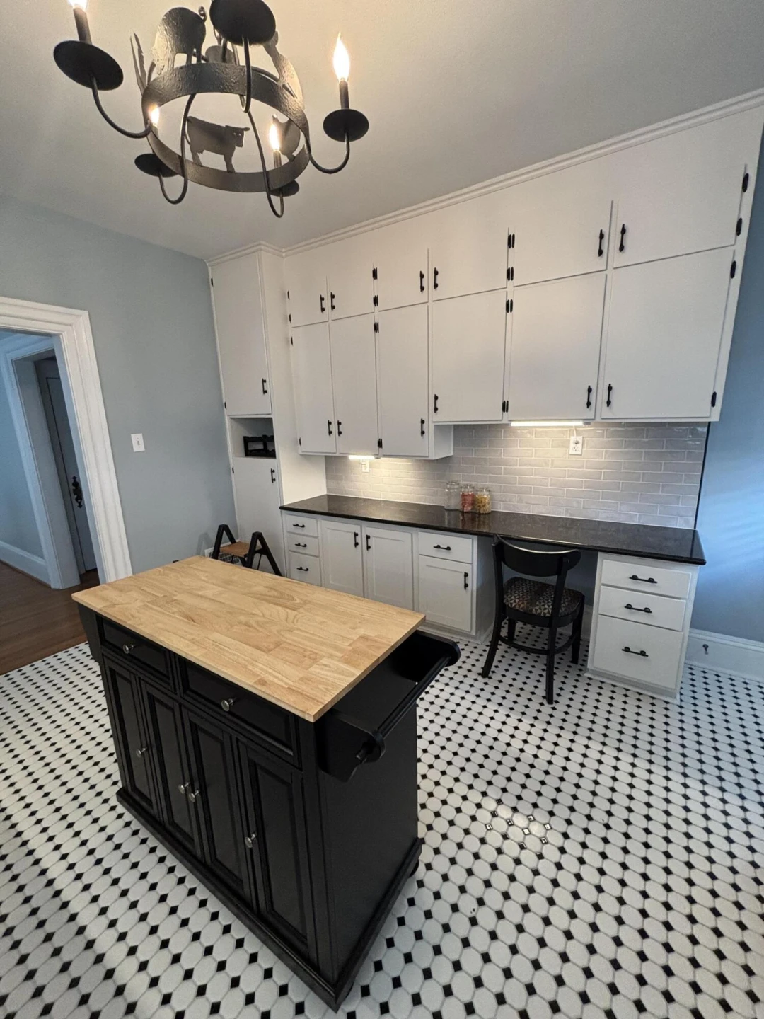 18 Mountain AVE - Photo 7