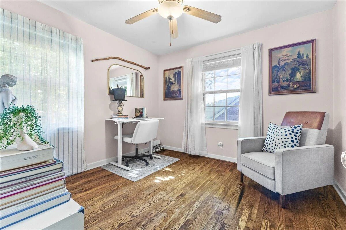 2529 Derwent DR - Photo 22