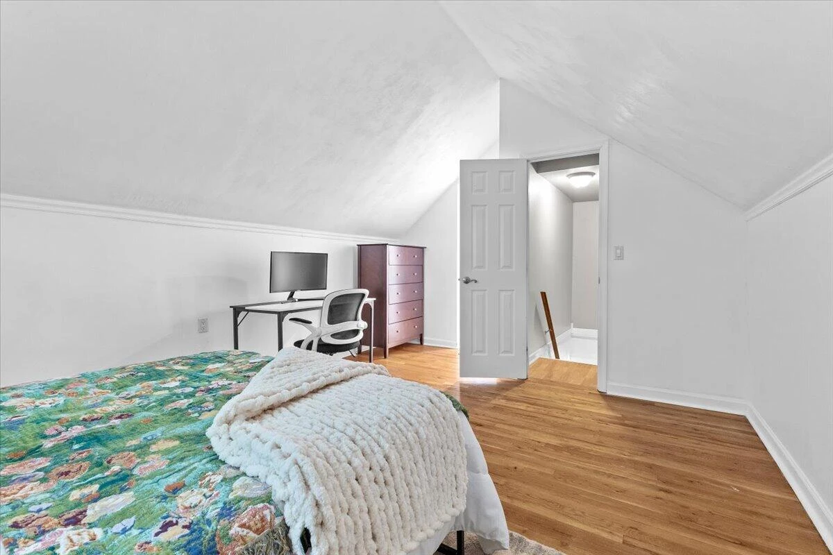2529 Derwent DR - Photo 26