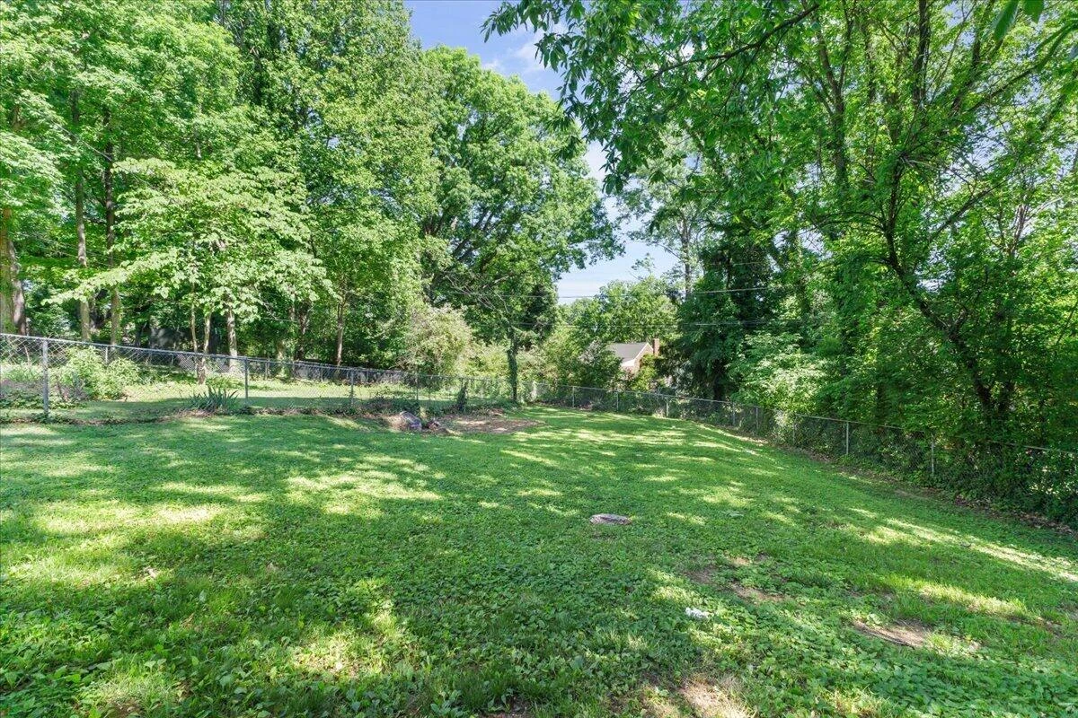 2529 Derwent DR - Photo 35