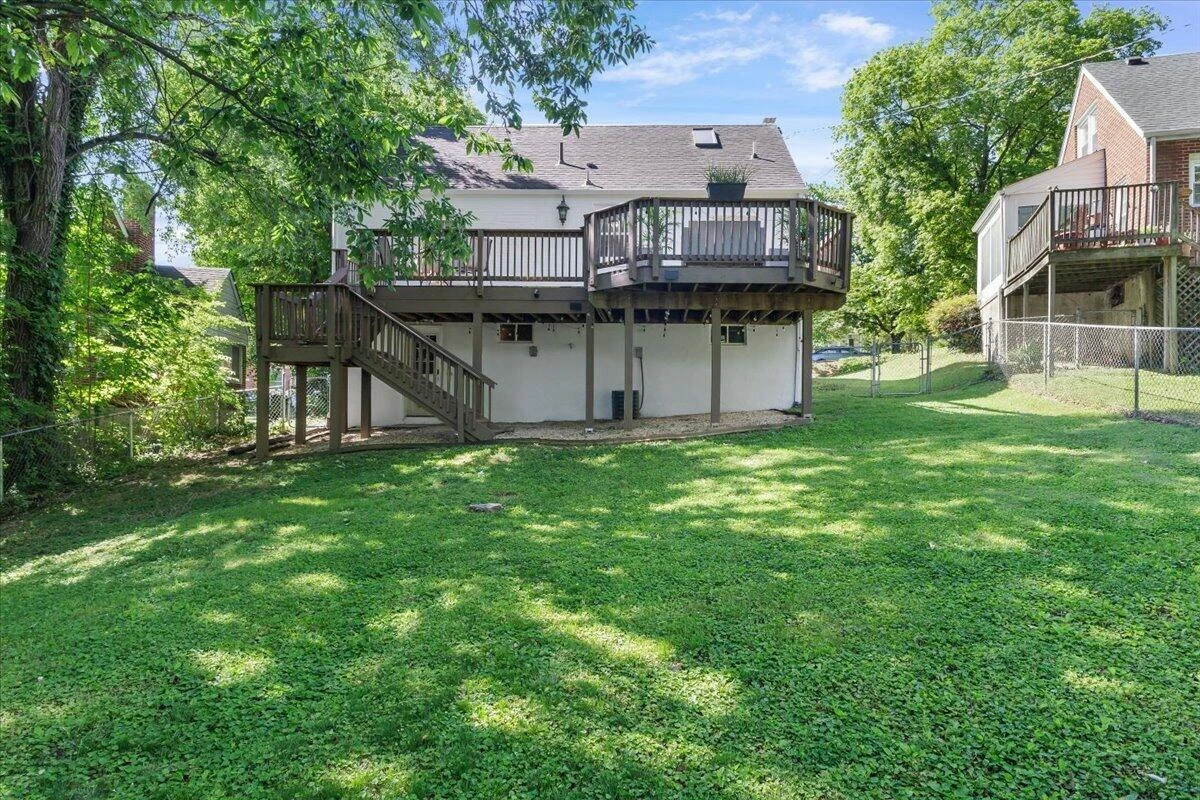 2529 Derwent DR - Photo 36