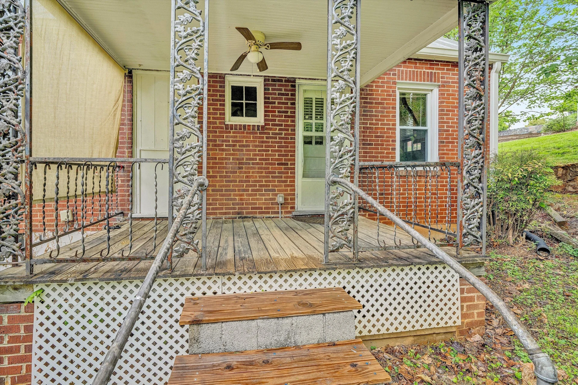 114 CHURCH ST - Photo 34