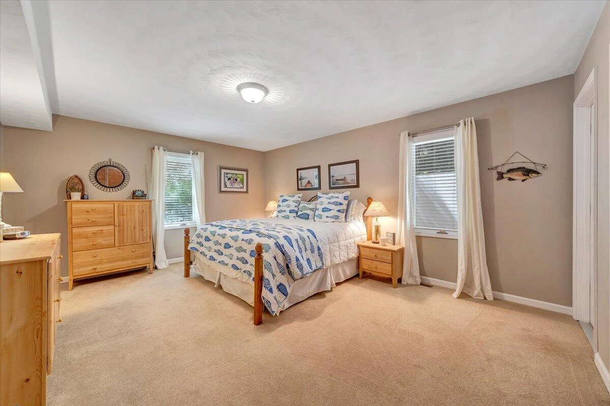 1101 ANGELA CT - Photo 22