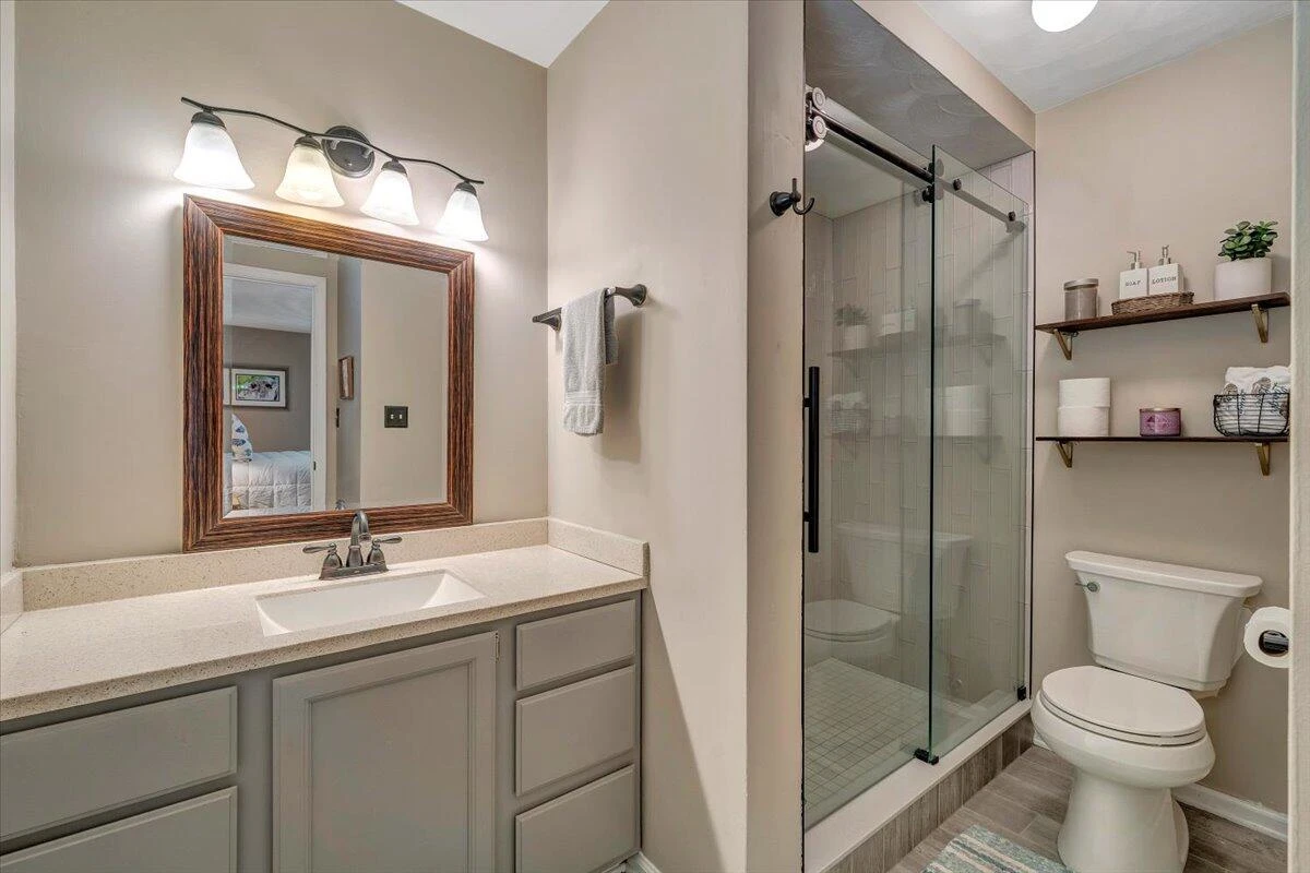 1101 ANGELA CT - Photo 24