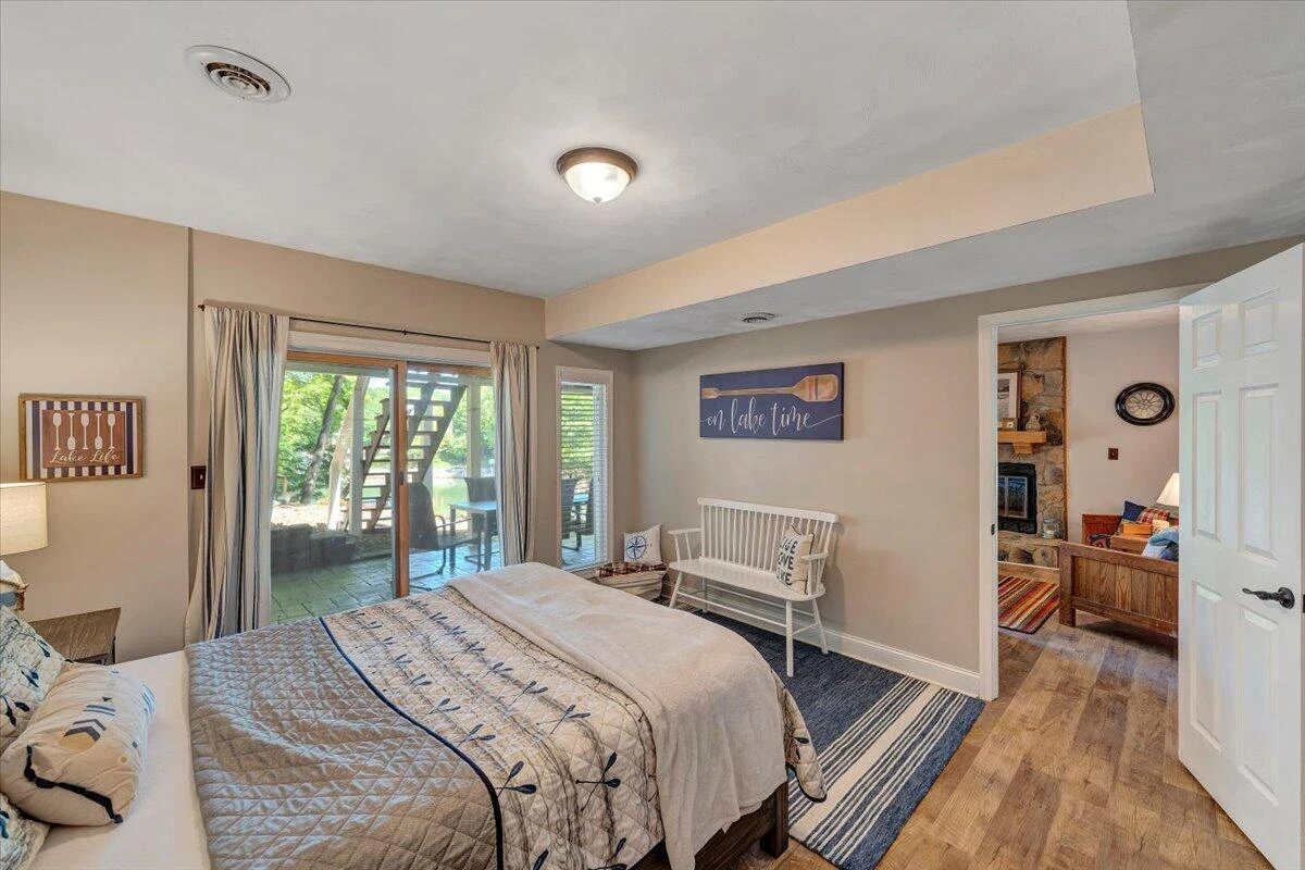 1101 ANGELA CT - Photo 37