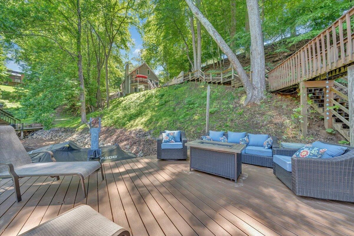 1101 ANGELA CT - Photo 50