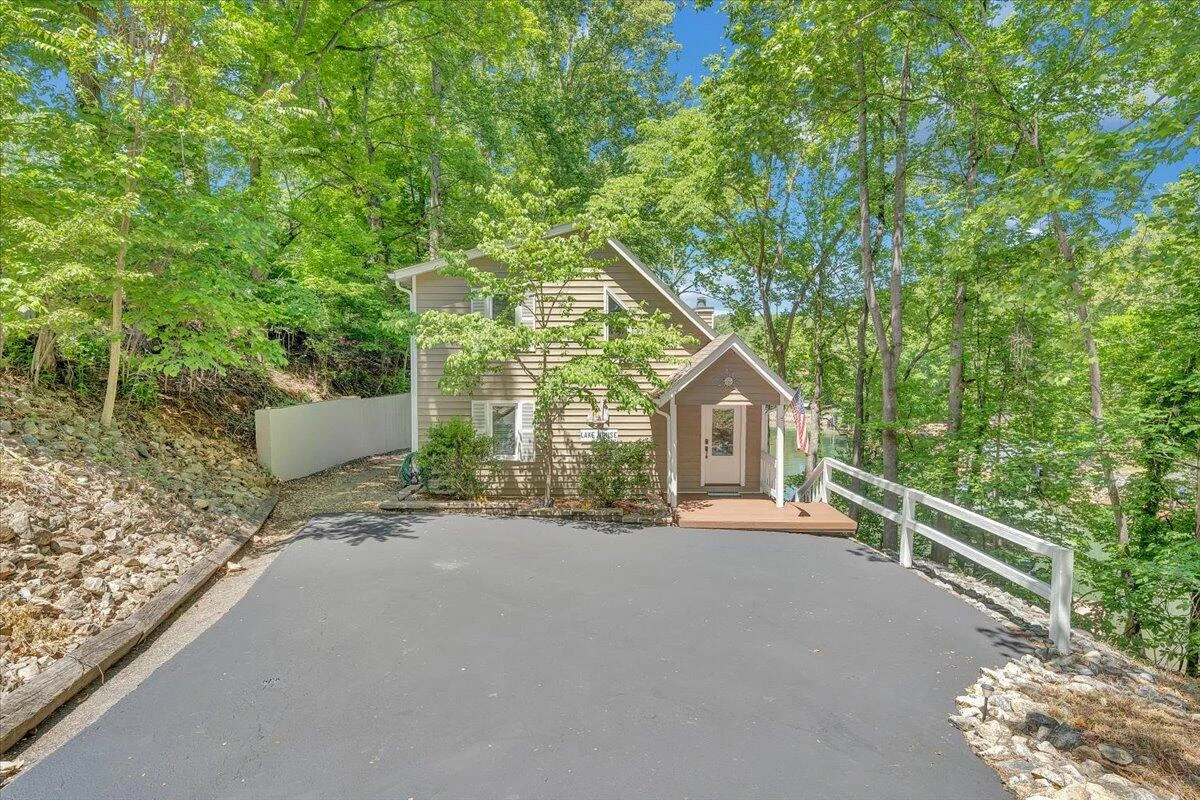 1101 ANGELA CT - Photo 52