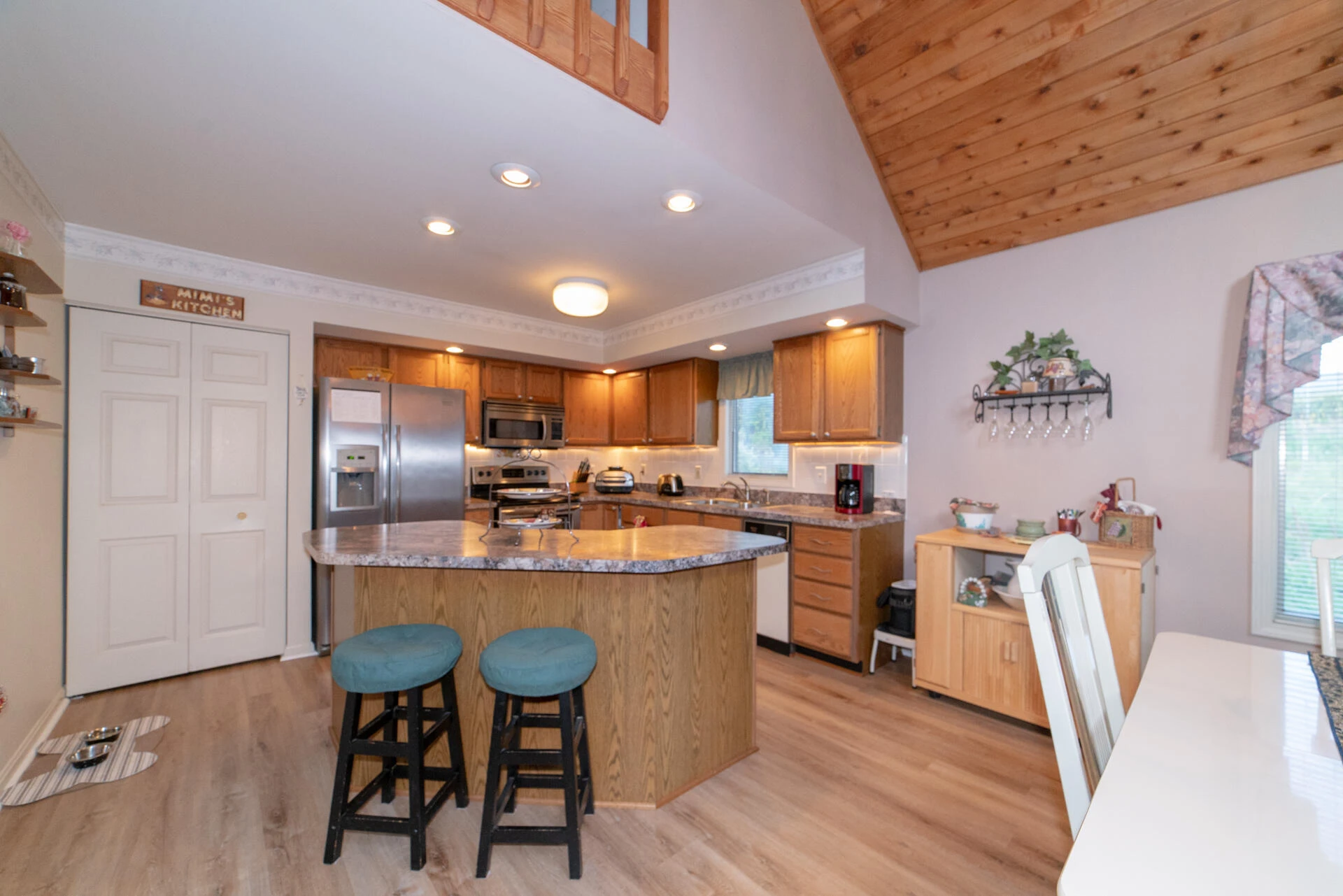 8796 Roanoke RD - Photo 10
