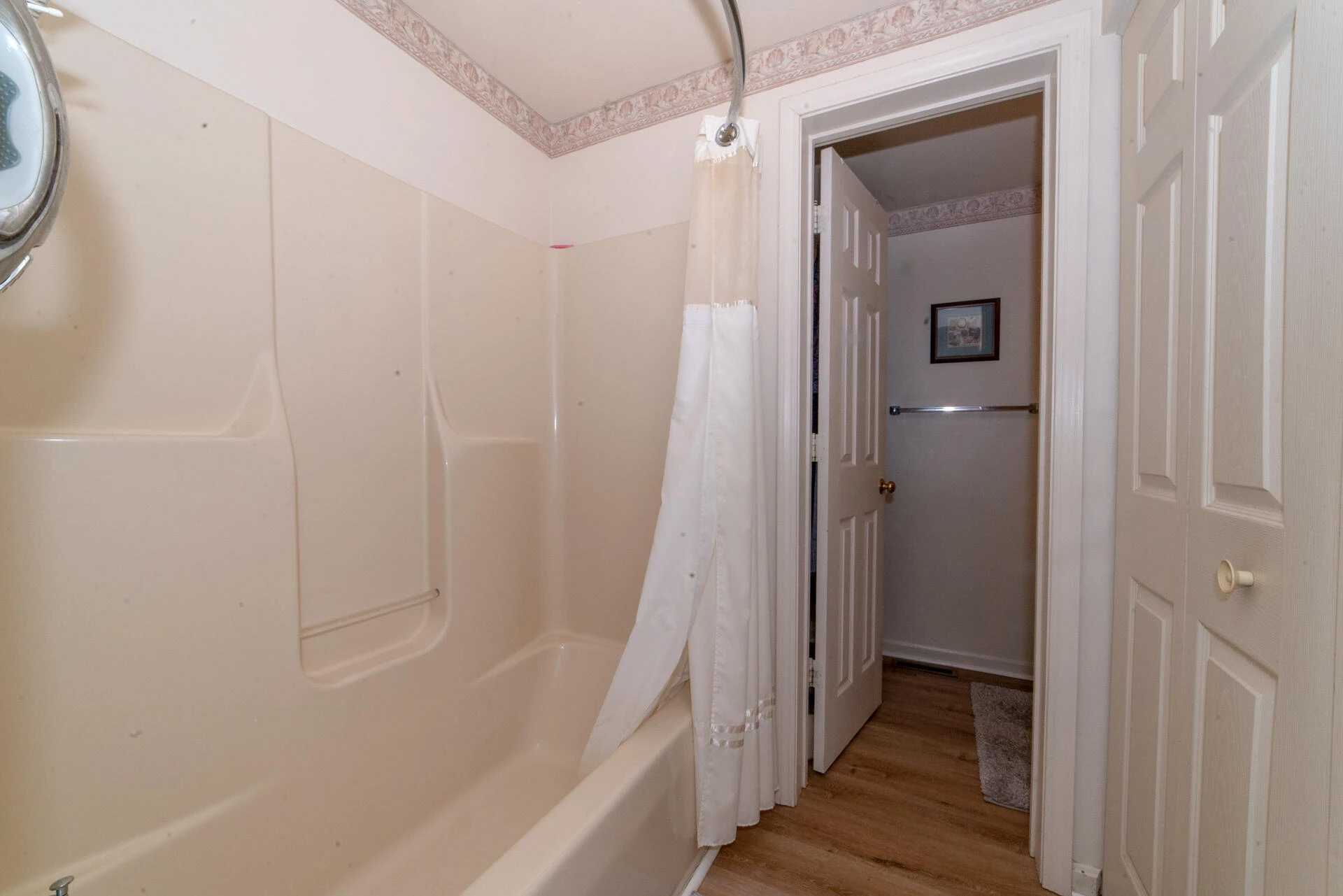 8796 Roanoke RD - Photo 18