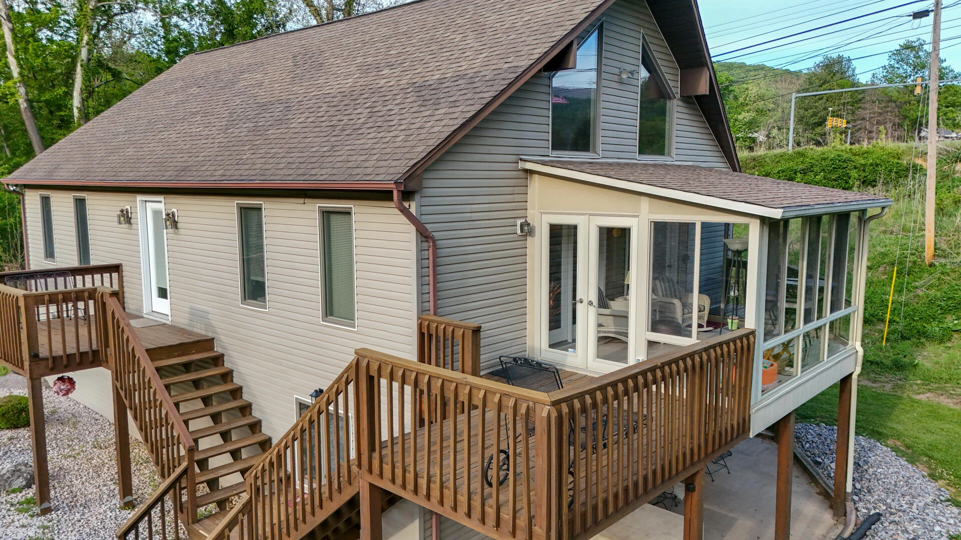 8796 Roanoke RD - Photo 3