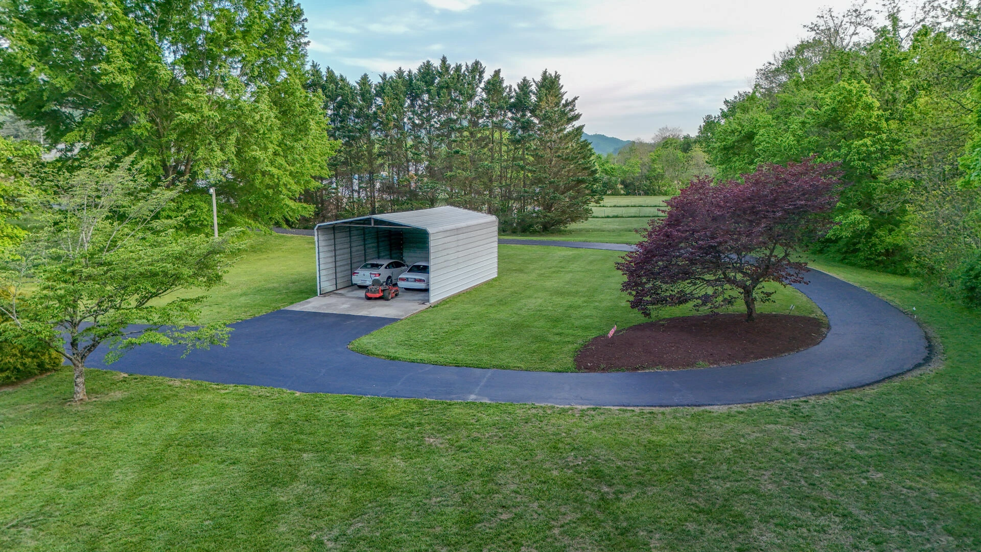 8796 Roanoke RD - Photo 33