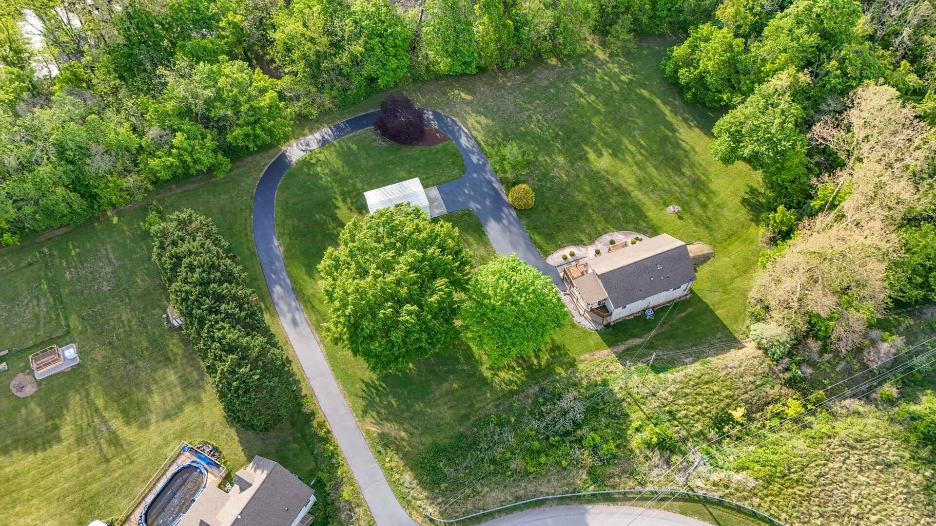8796 Roanoke RD - Photo 38
