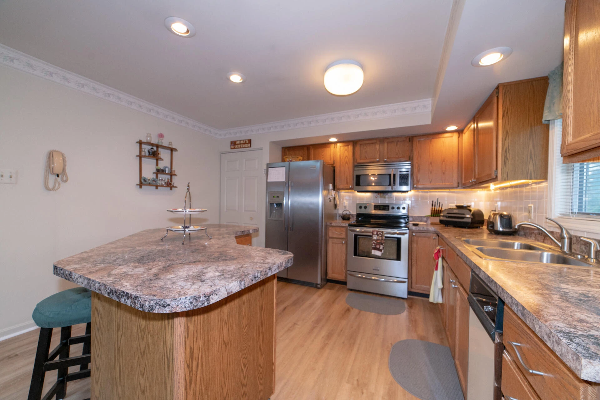 8796 Roanoke RD - Photo 8