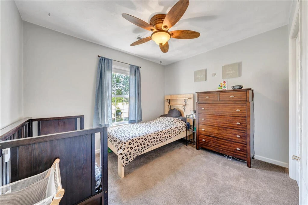 692 Brookfield LN - Photo 21