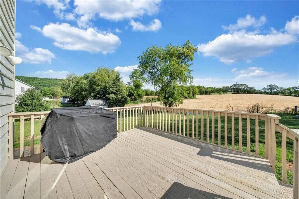 692 Brookfield LN - Photo 23