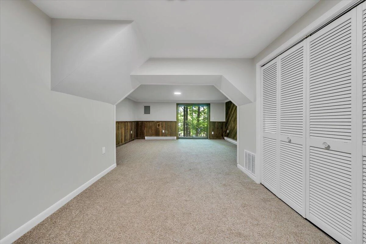 2952 Tree Swallow RD - Photo 25