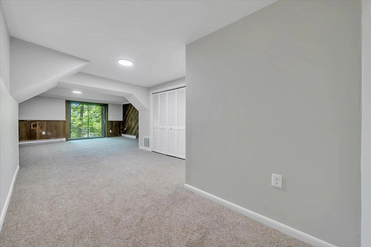 2952 Tree Swallow RD - Photo 26
