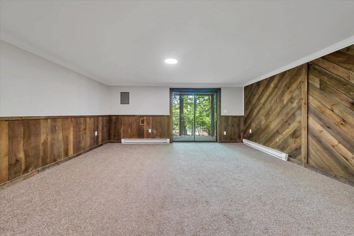 2952 Tree Swallow RD - Photo 27