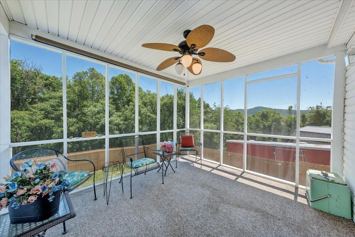 90 Berkshire CIR - Photo 22