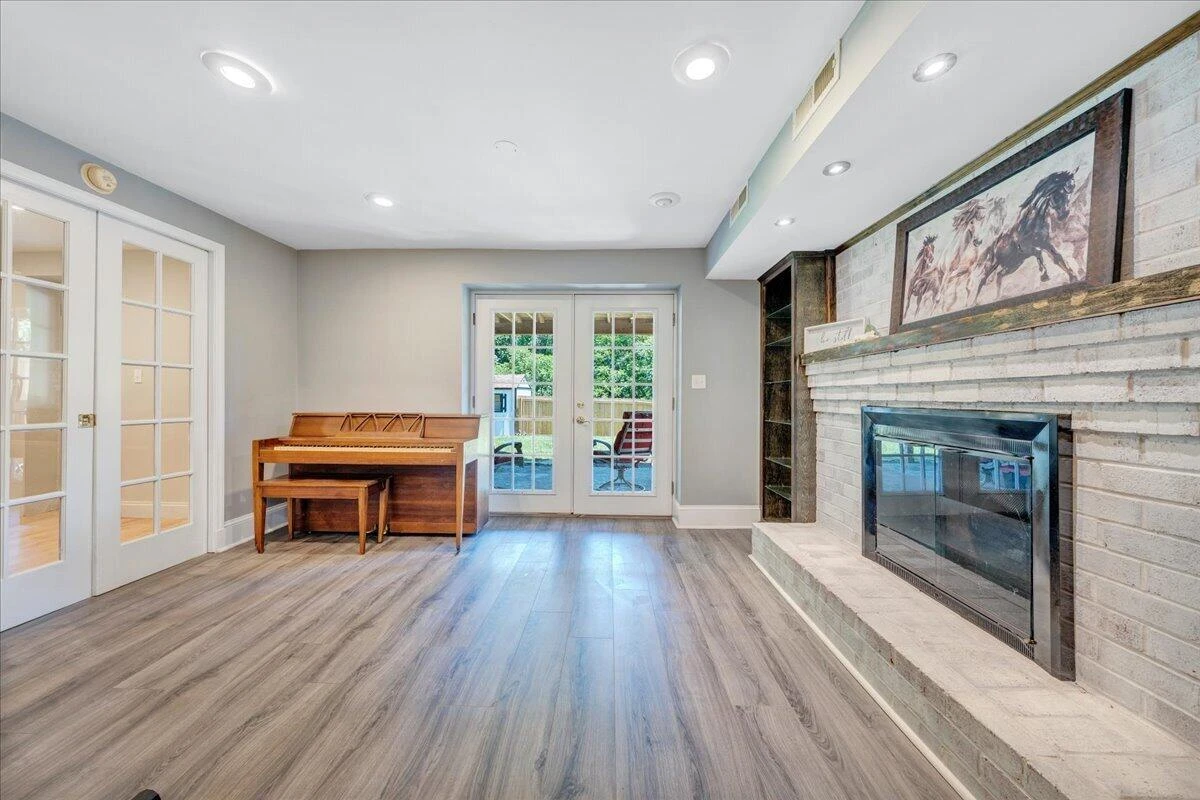 90 Berkshire CIR - Photo 26