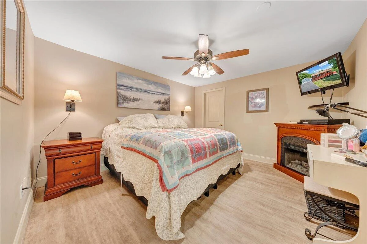 90 Berkshire CIR - Photo 30