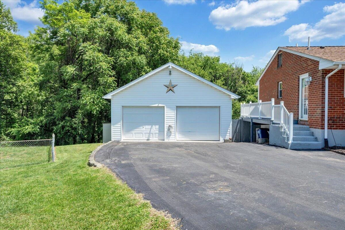 90 Berkshire CIR - Photo 40