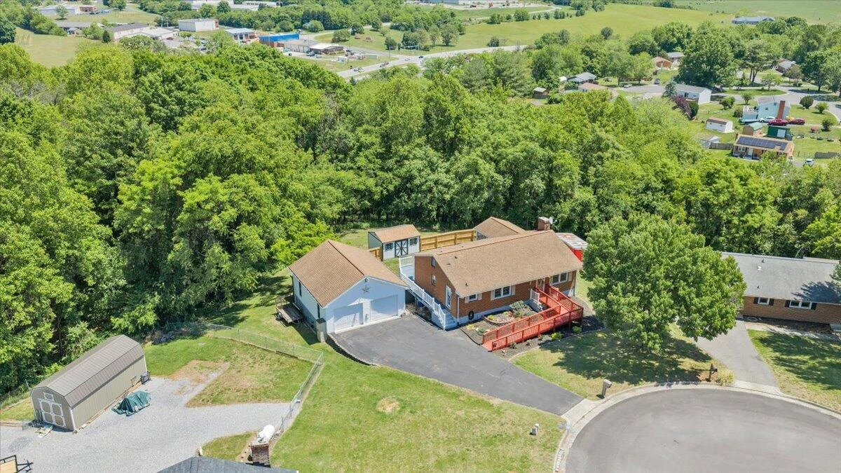90 Berkshire CIR - Photo 51