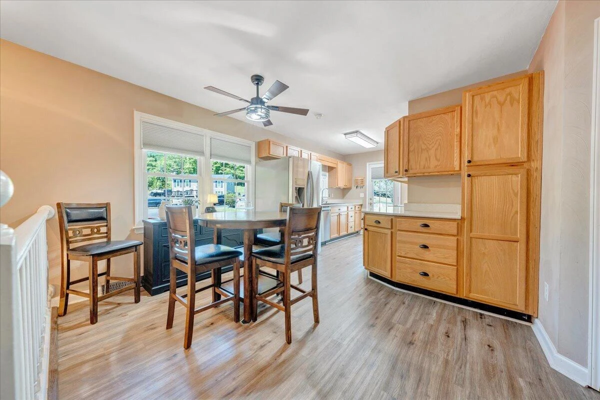 90 Berkshire CIR - Photo 9