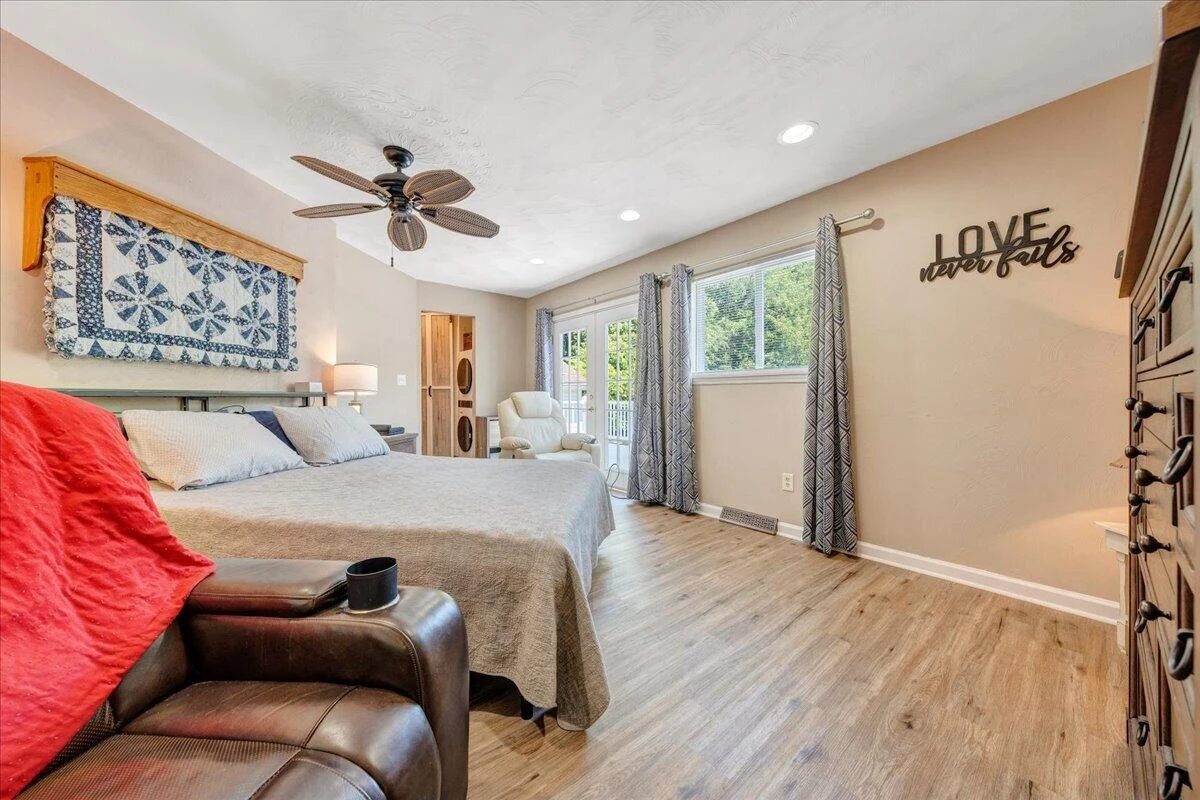 90 Berkshire CIR - Photo 13