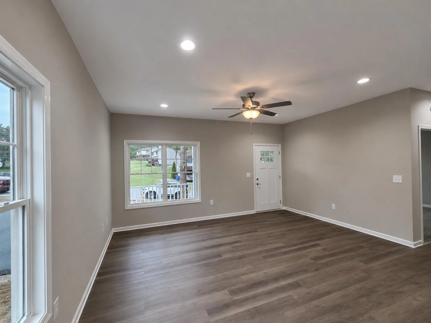 1155 Plum ST - Photo 12