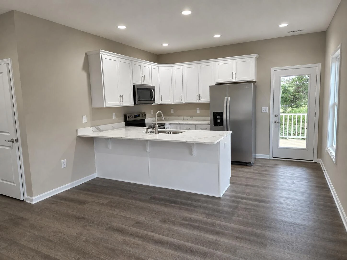 1155 Plum ST - Photo 13