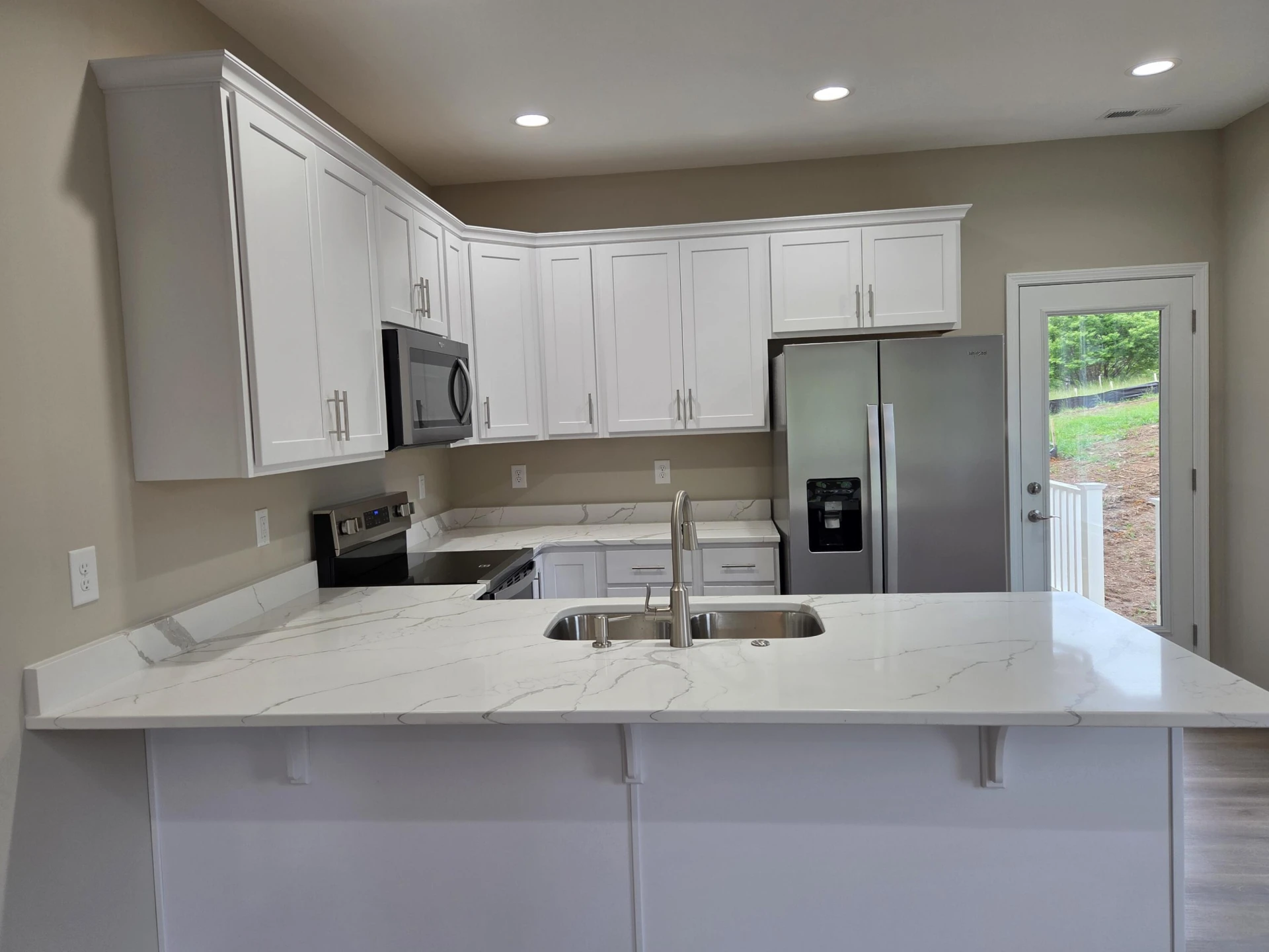 1155 Plum ST - Photo 21