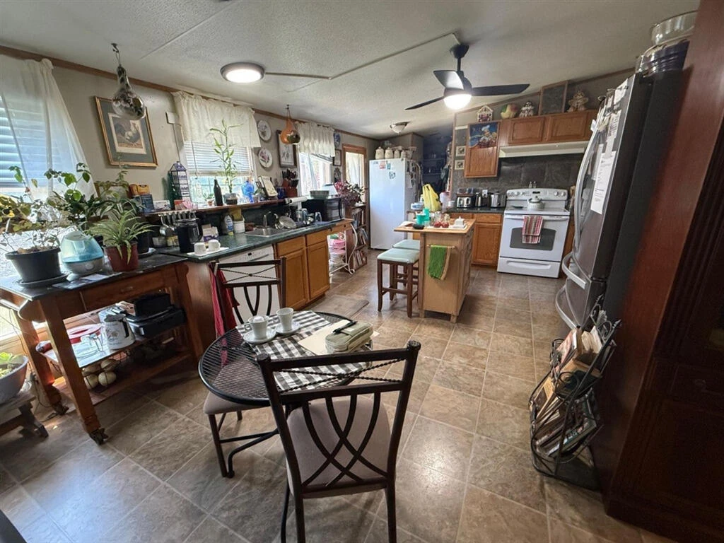 5398 Old Country RD - Photo 10