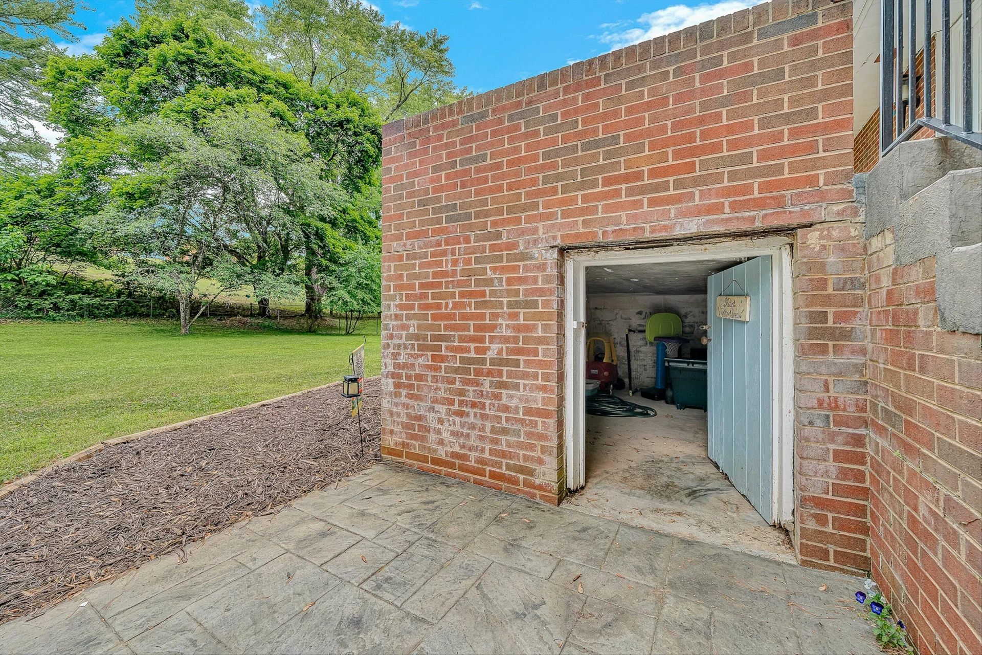 3416 Grandin RD - Photo 43