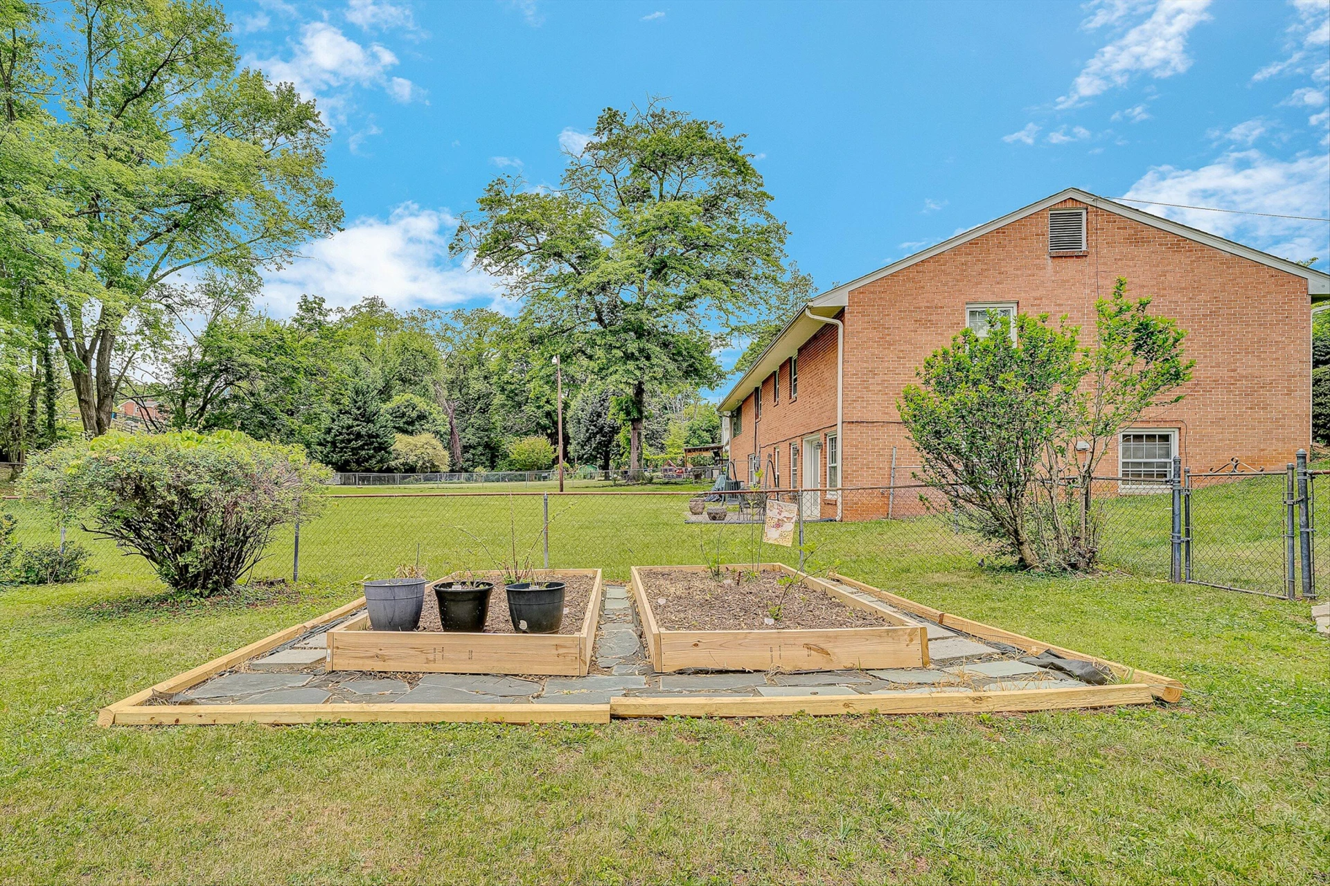 3416 Grandin RD - Photo 48