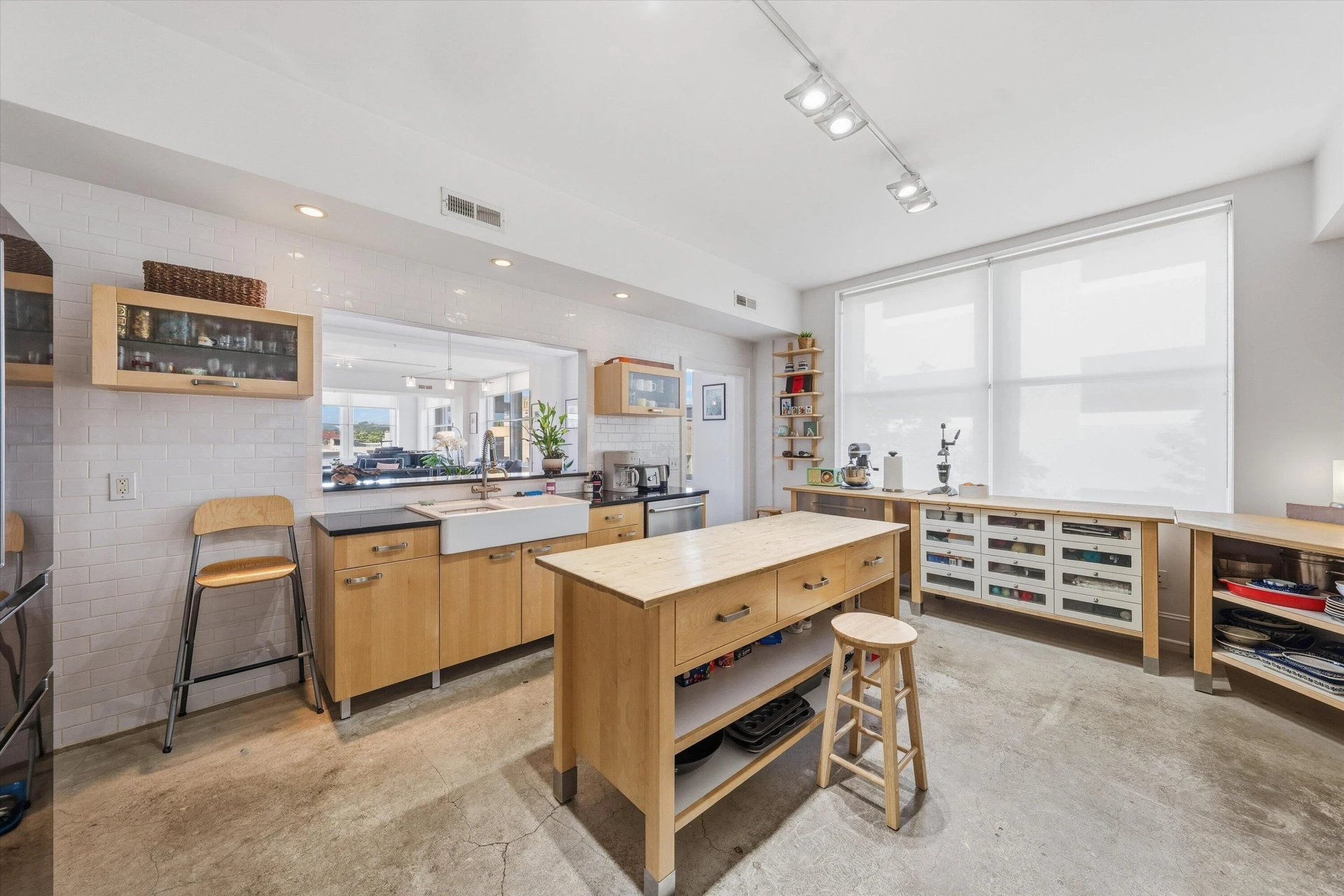 102 Campbell AVE #UNIT 4 - Photo 17
