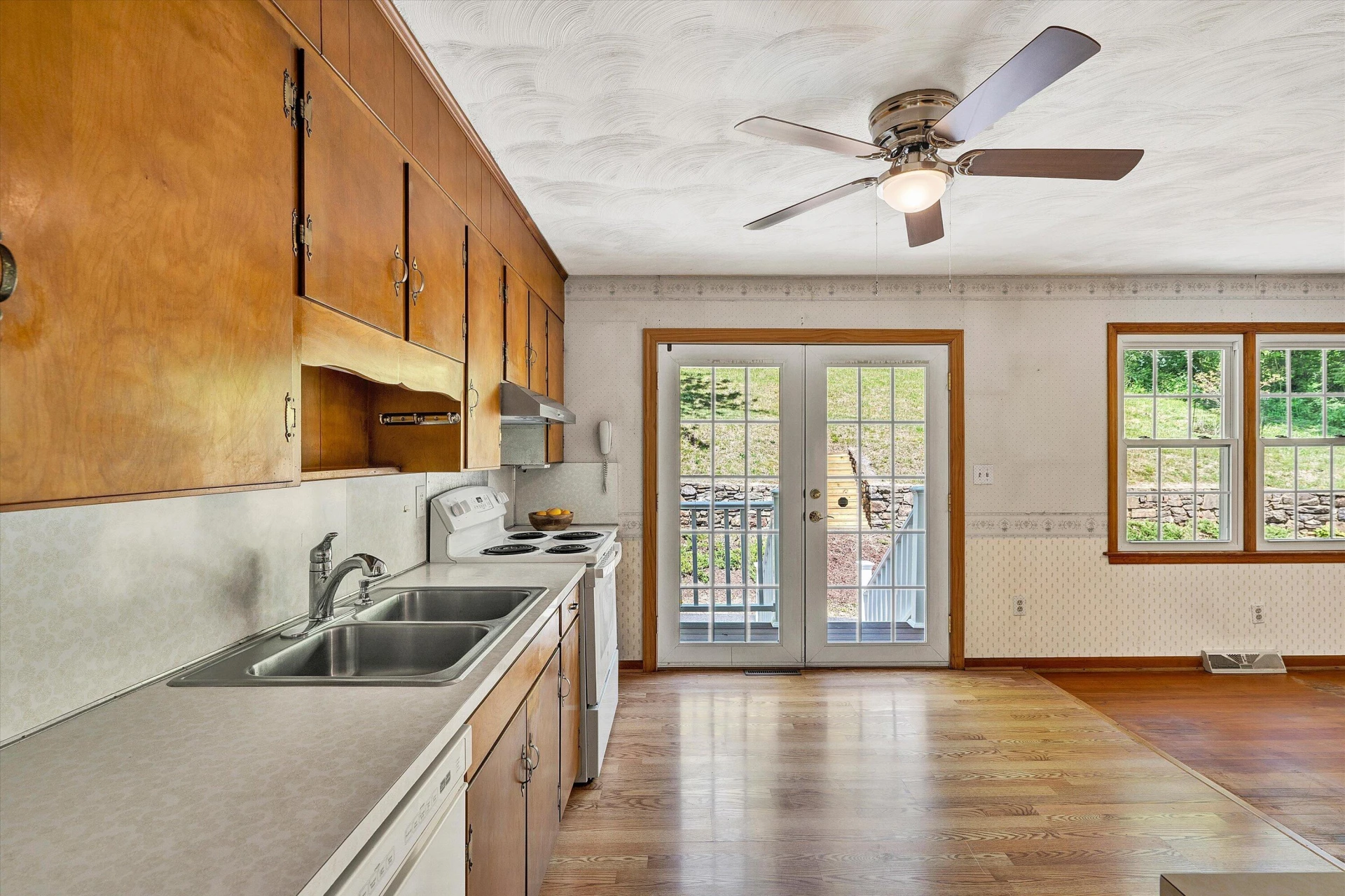 133 Kelsey WAY - Photo 23