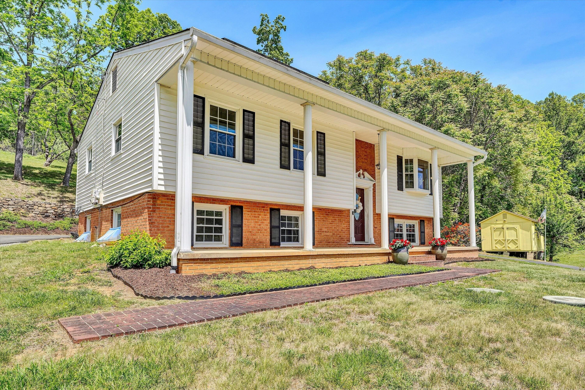 133 Kelsey WAY - Photo 5