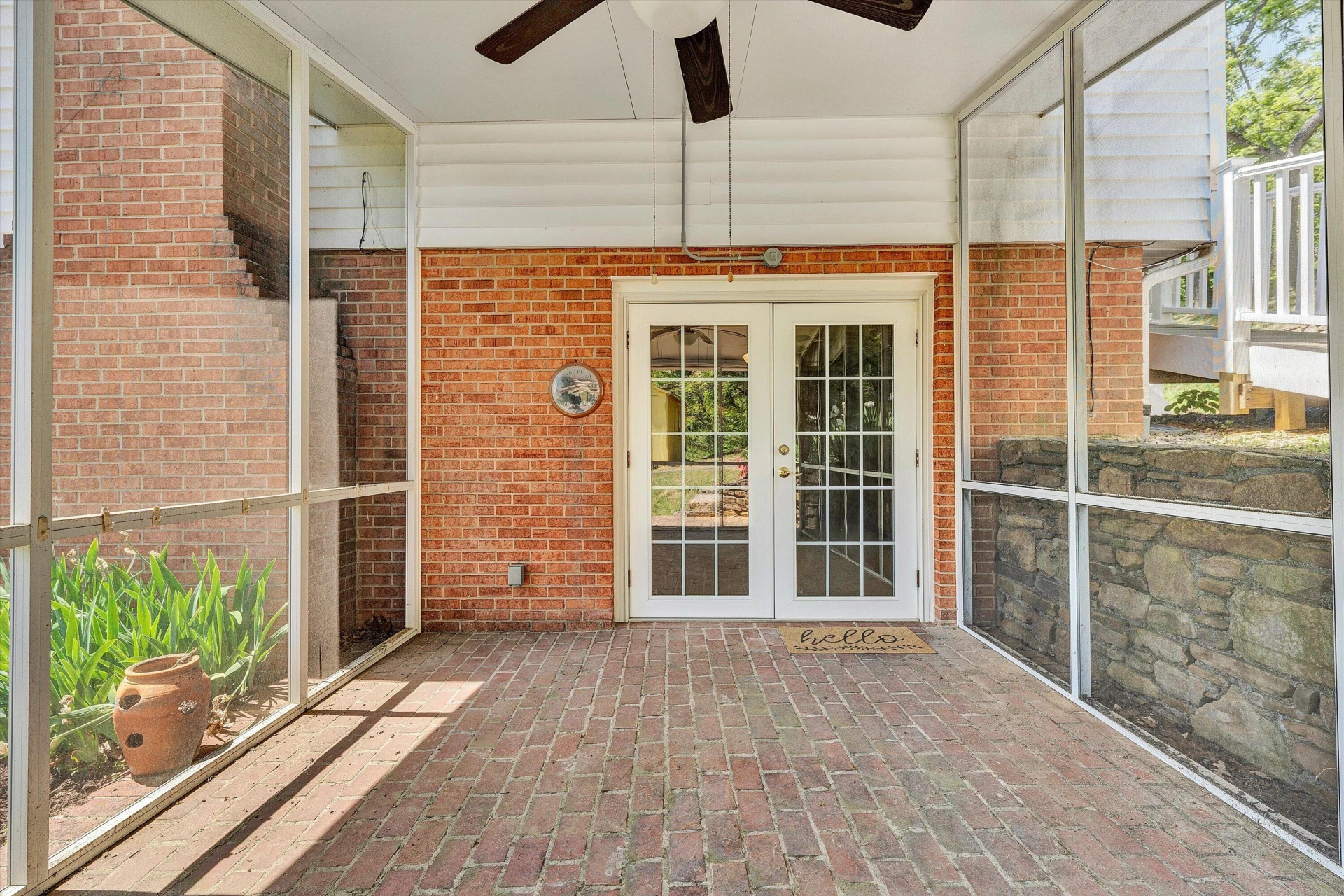 133 Kelsey WAY - Photo 38