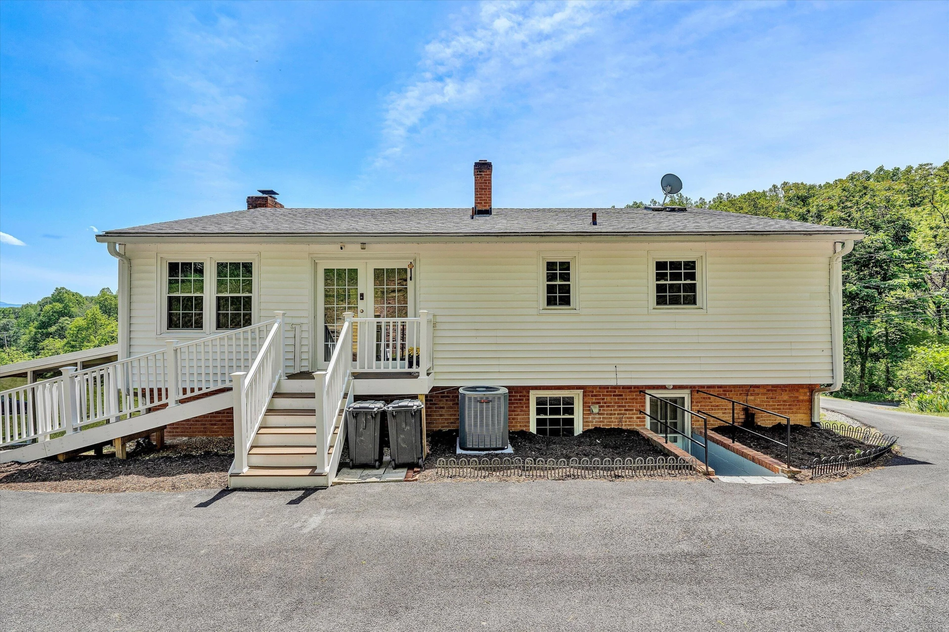 133 Kelsey WAY - Photo 43