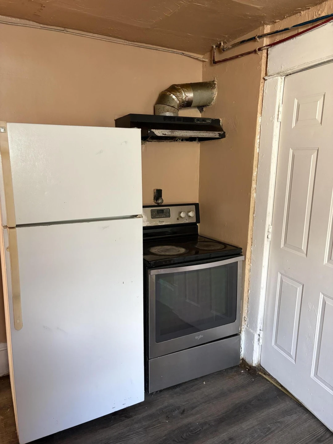 1131 Loudon AVE - Photo 4