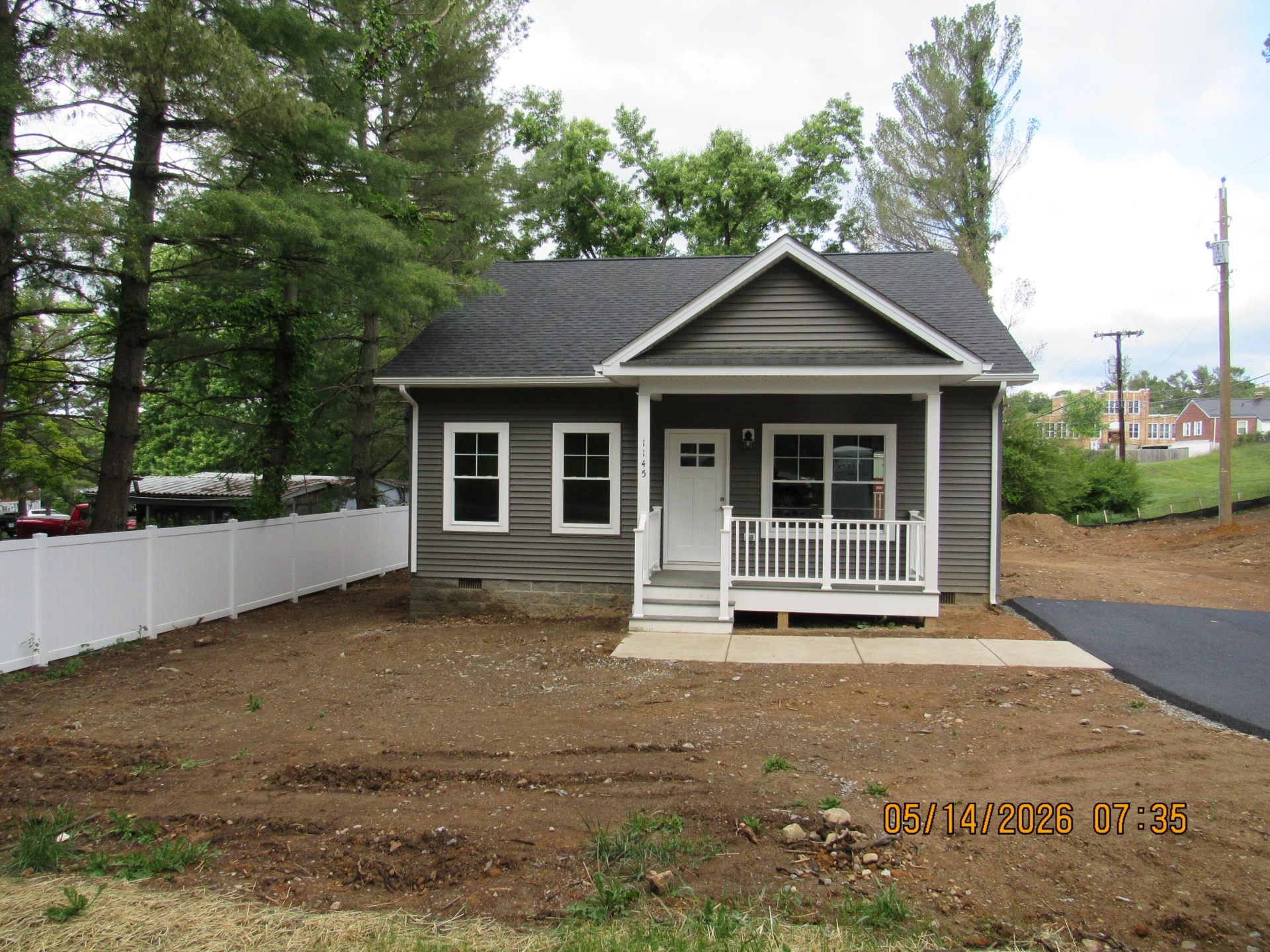 1145 Plum ST - Photo 2