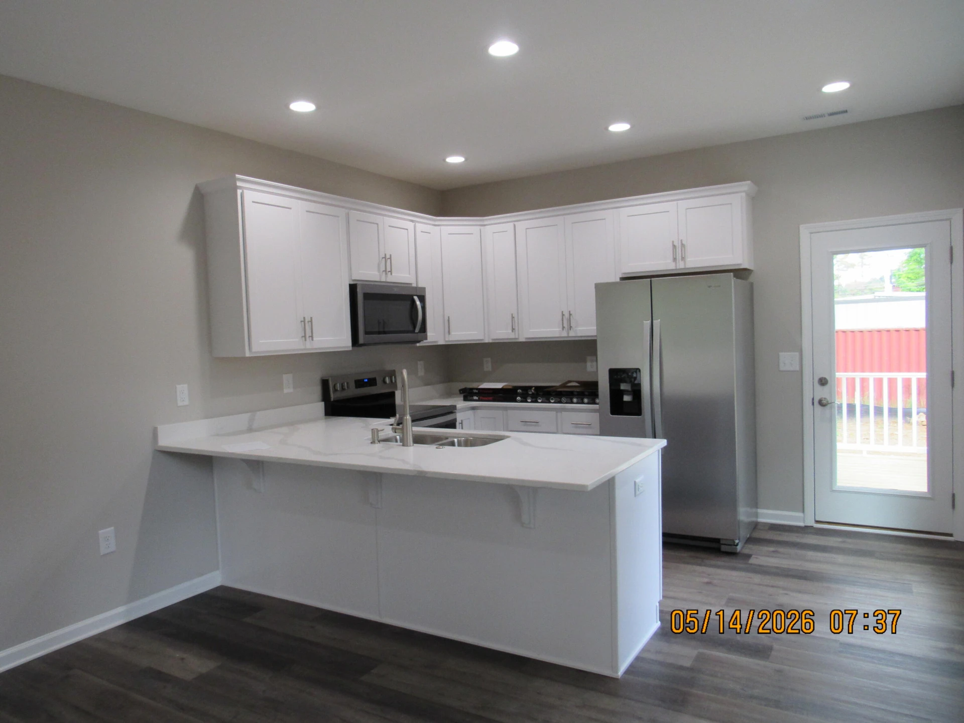 1145 Plum ST - Photo 8