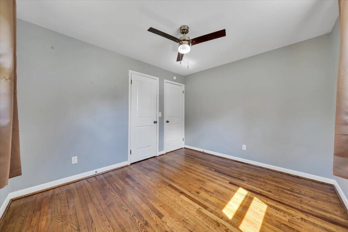 2416 Shull RD - Photo 15