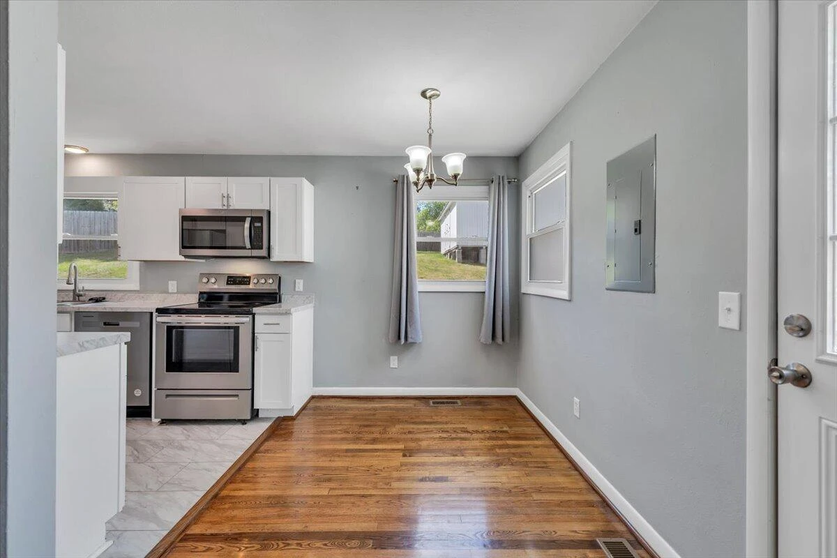 2416 Shull RD - Photo 9