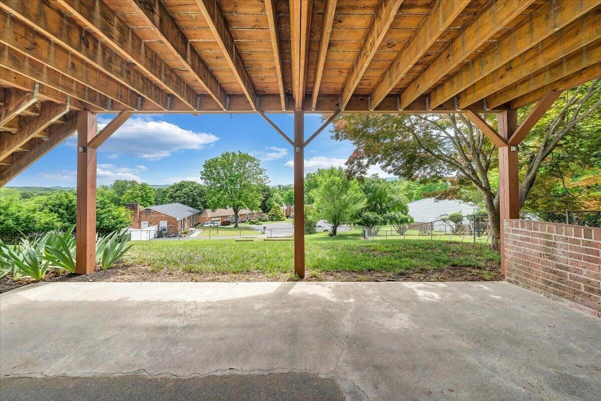 3808 Kentland DR - Photo 29