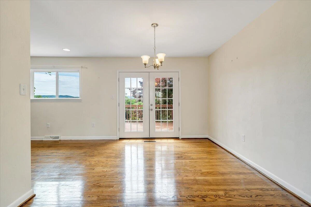 3808 Kentland DR - Photo 11