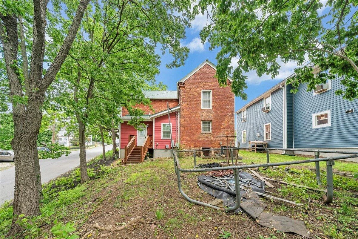 901 6Th ST - Photo 38