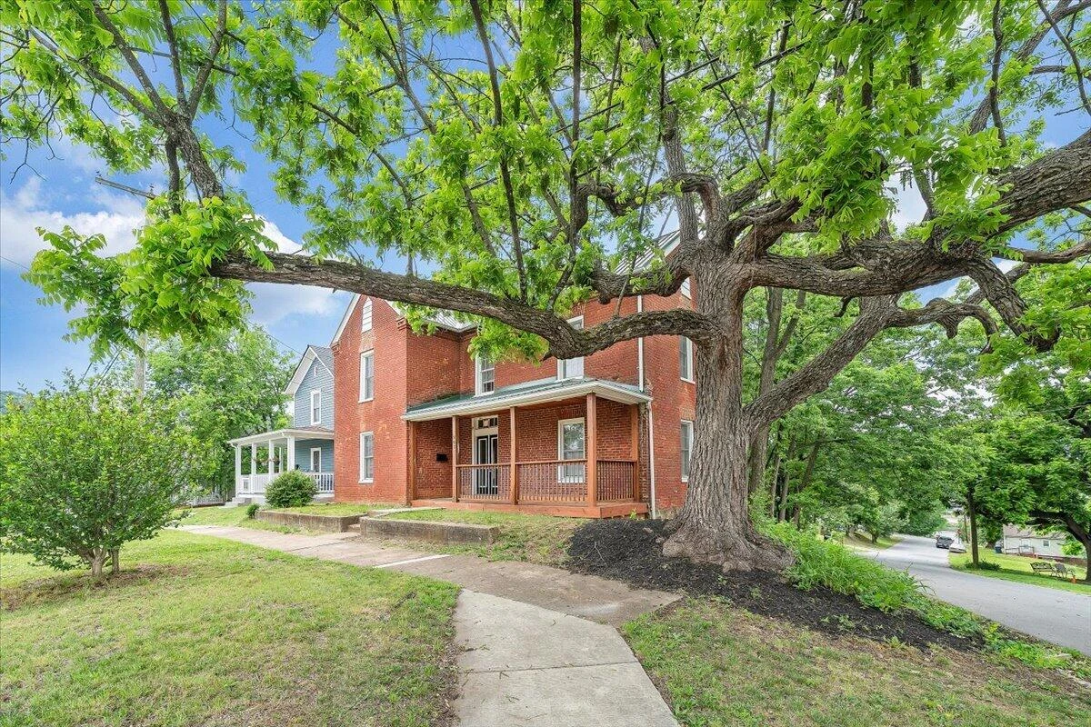 901 6Th ST - Photo 44