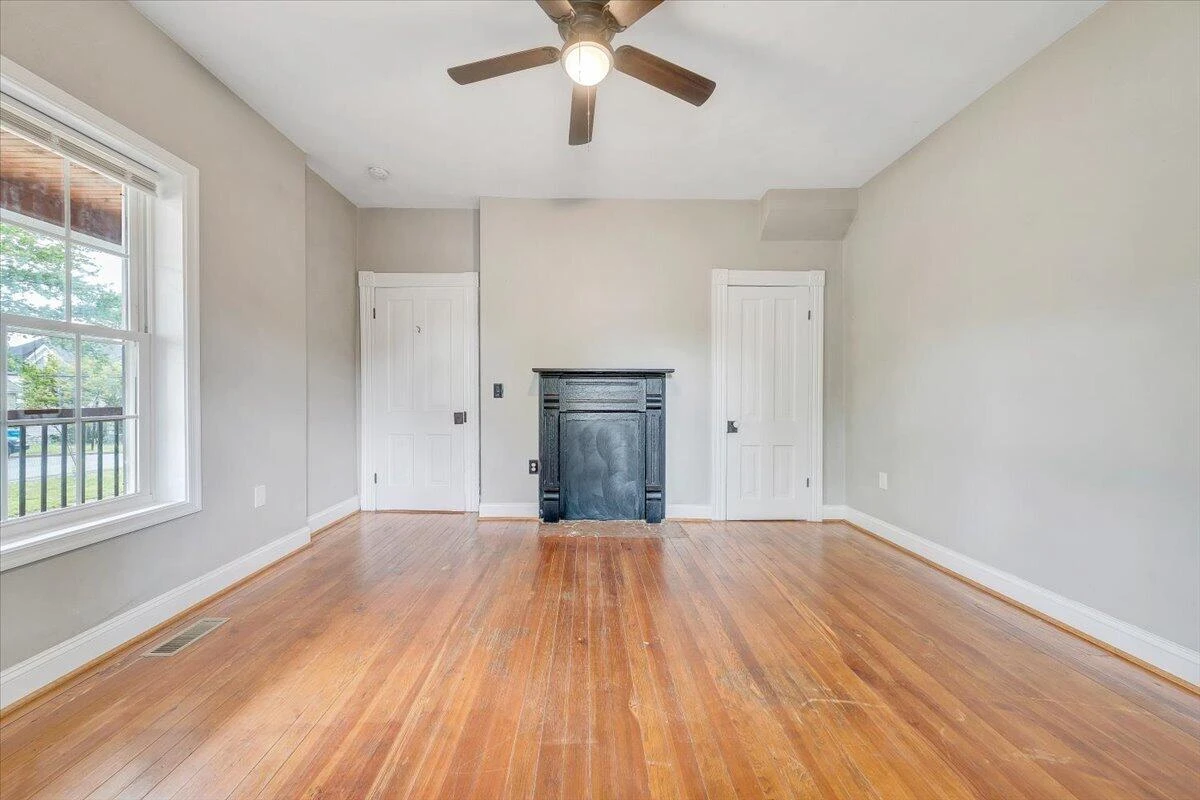901 6Th ST - Photo 10